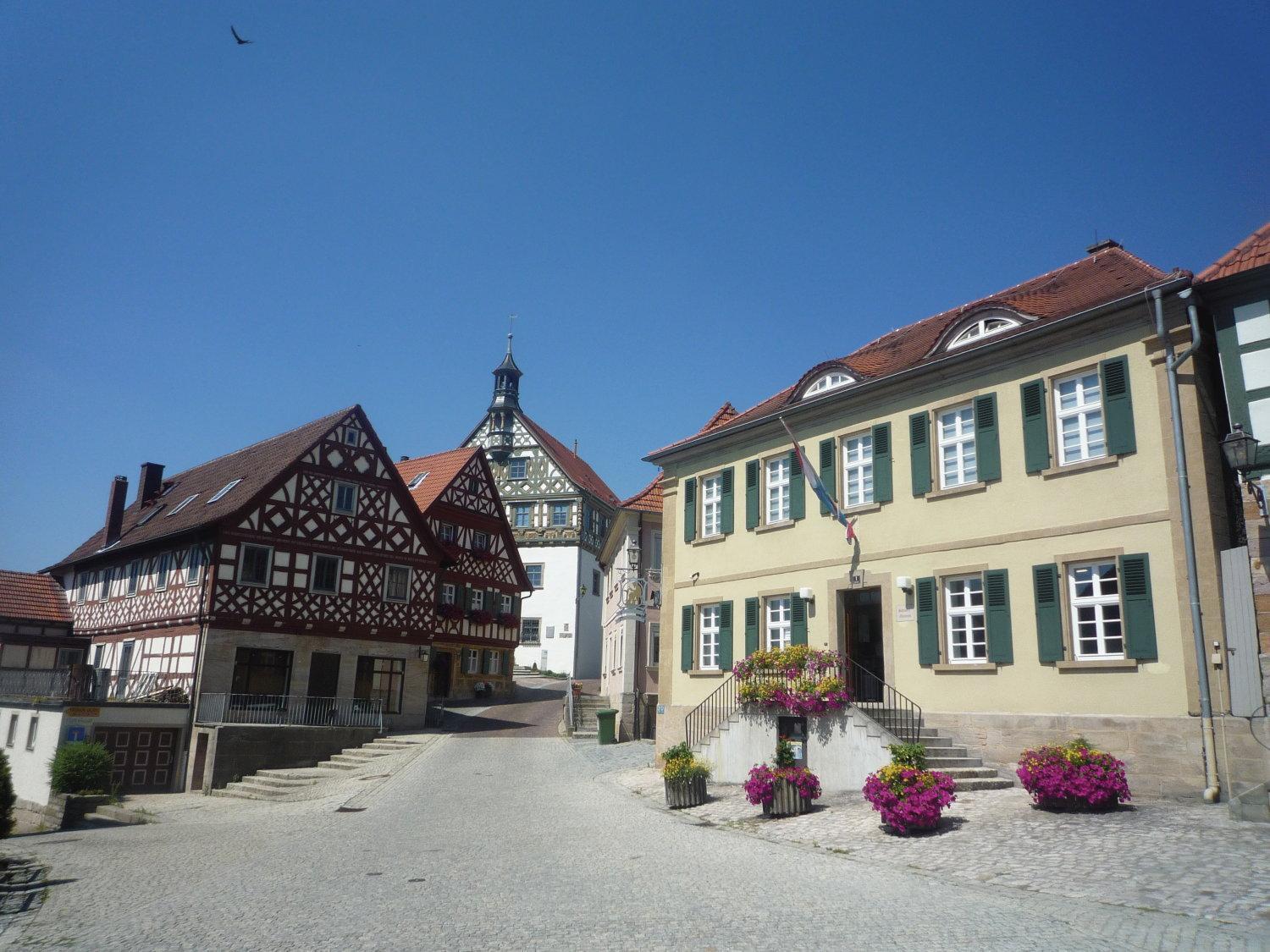 Hotel Drei Kronen Burgkunstadt エクステリア 写真